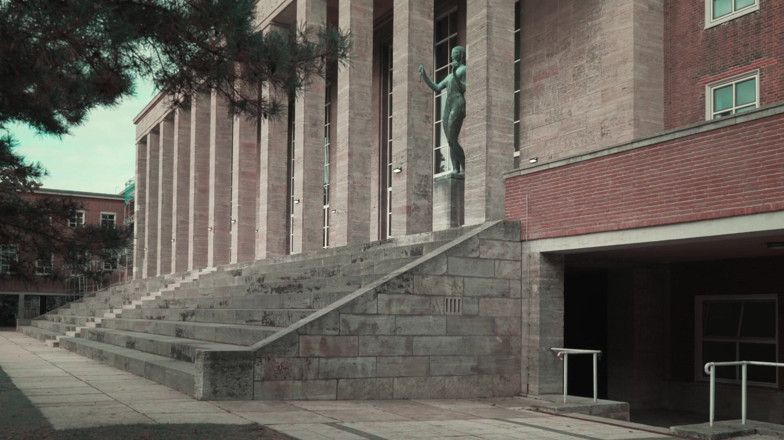 GERMANE_XL: Piele din Berlin 8