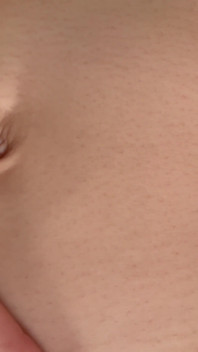 Bellybutton saya mempunyai personaliti, bisu