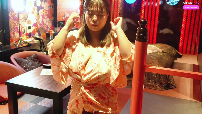 MgirlTV: Büyük memeli aldatan evli kadın büyük zenci yarağı tarafından sert...