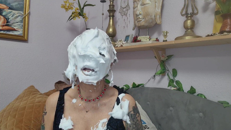 Melissa Johnson: 나는 너의 파이 창녀야!