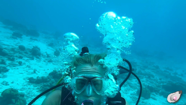 Mistress Pink Pearl: Bonaire में अकेले समय