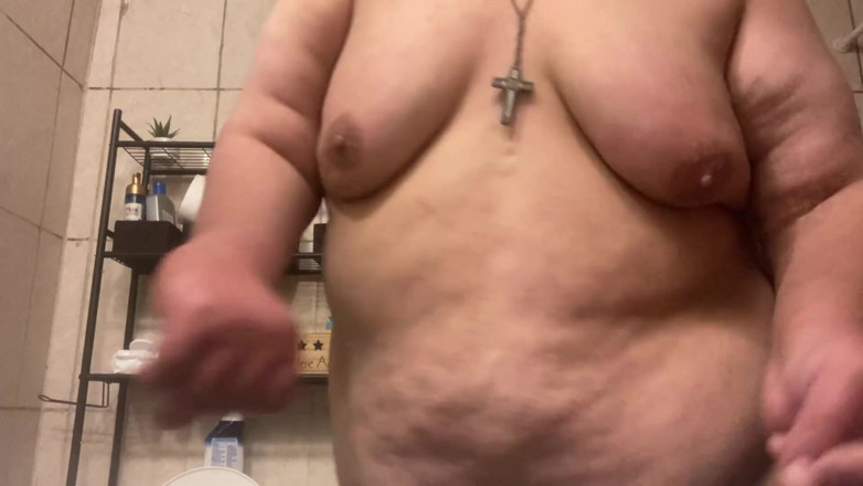 Chubbytits16: Kendimle oynuyorum