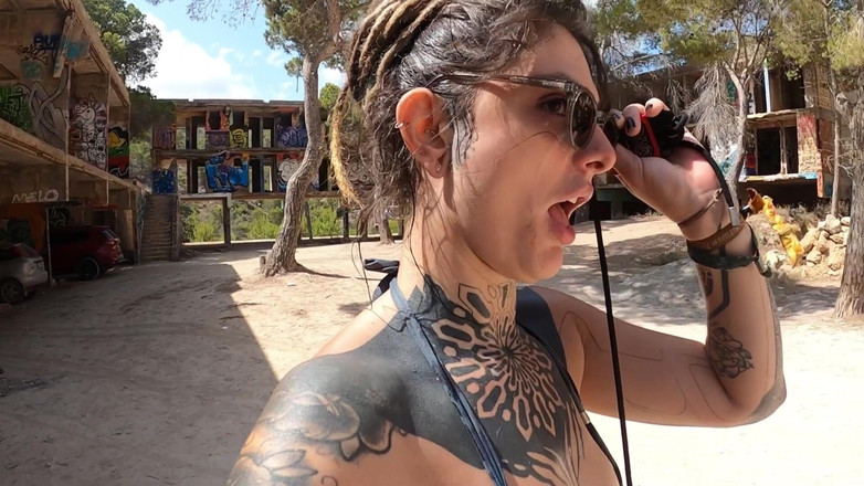 Dread Hot: Dal Jsem Své Kundičce Mňam Na Ibize