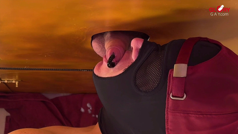 GLORYHOLEGAYS: El príncipe Alberto en el agujero de gloria: La semilla...