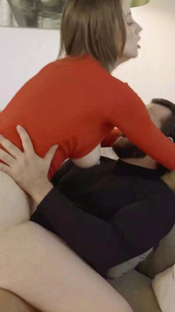 Con la macchina grassa una bella rimorchiata per scopare