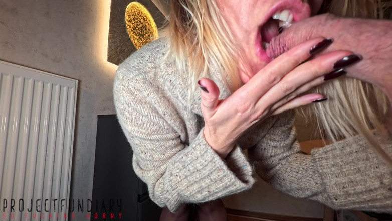 Projectsexdiary: 양모 스웨터, 스타킹, 하이힐을 신은 굴곡진 여성이 선교사 섹스, 사정 POV- Projectfundiary
