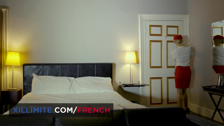 French girls at work: Trio di hotel sama 2 pramugari seksi