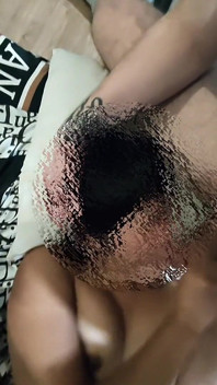 Estudante Asiático Gordo Fodido Por Dois Bastões