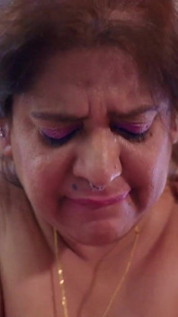 Stepmom caught her stepson masturbating and enjoying the porn