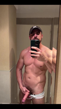 Does My Dick Look Good in This Light?