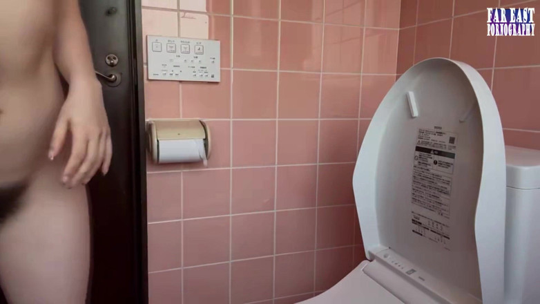 Far East pornography: 남친의 자지를 빨아주는 핫한 변태 밀프