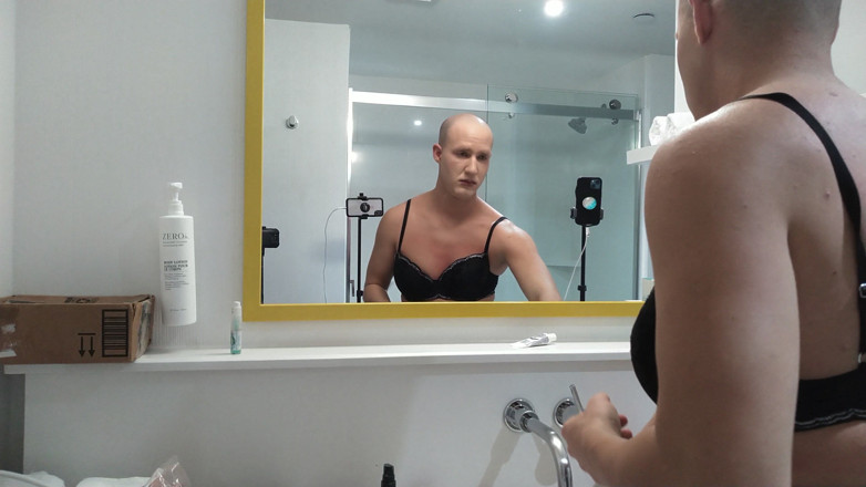 Sissy Bailey Wilde: Crossdressing transformační proces