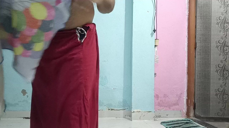 LovedSunsine1990: Cum mă uit în bluza soției mele?