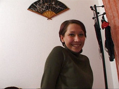 German Classic Porn videos: Тинка с красивыми сиськами на ее первом кастинге