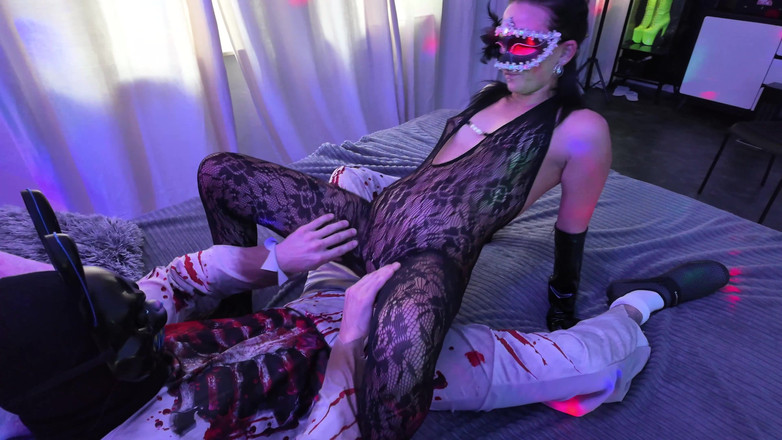 Domina Dark: Korkunç tavşan sikişi