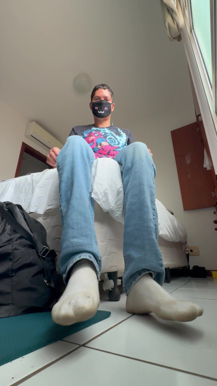 Boy feet: Spocone I Bardzo Chulehundred Skarpetki, Tak Jak Kochasz