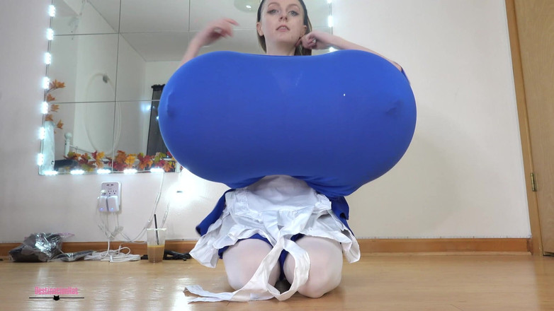 Destination Kat: Alice Boobieland'da