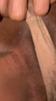Posso Sedermi Sulla Tua Faccia?