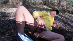 Hardnoisex: Jock peluda acaricia más duro en el bosque y habla...