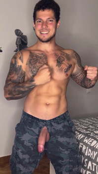 My Big Cock Cums in Military Outfit with No Touch