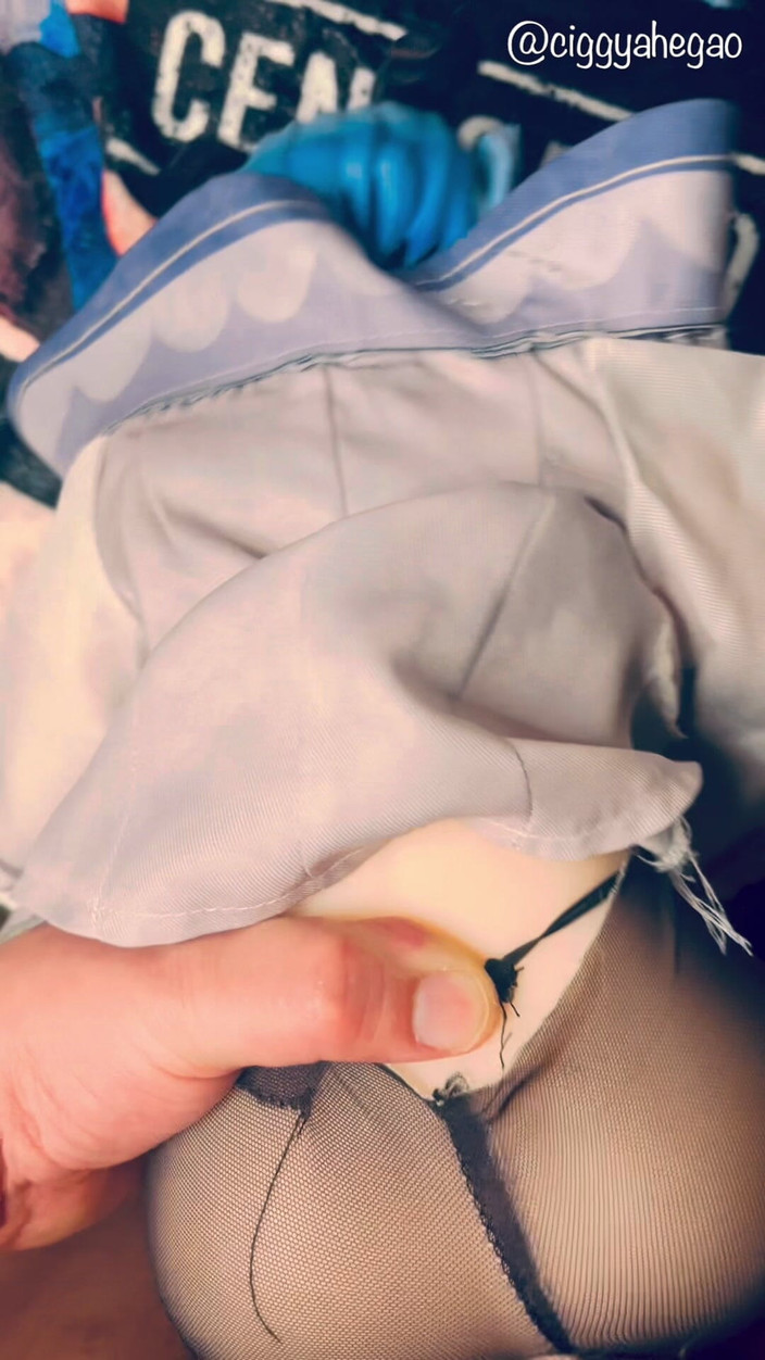 CiggyAhegao: Ganyu Raiden'in kıyafetlerini giyerken yakalandı derin alıyor ve yüze boşalma 65...