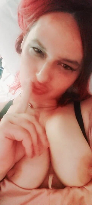 Southernpeach: 내 젖탱이와 보지를 가지고 노는 중