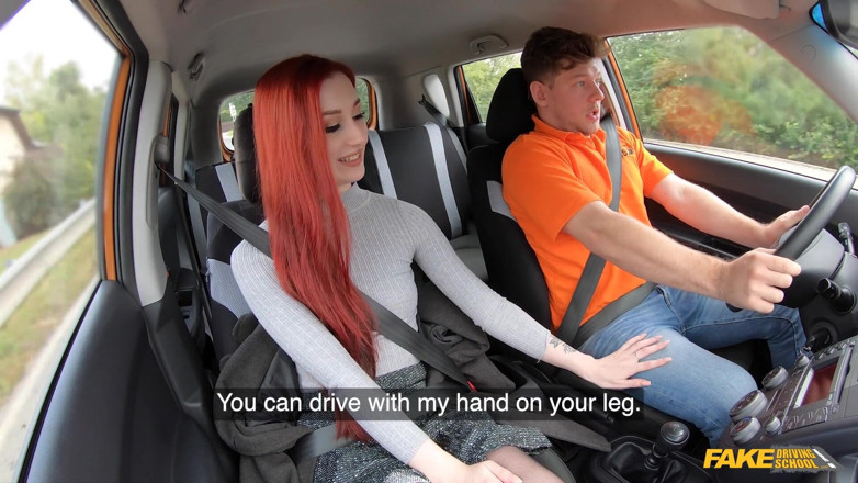 Fake Driving School: Fake driving school - rothaarige britin gigi rouge braucht einen Führerschein...