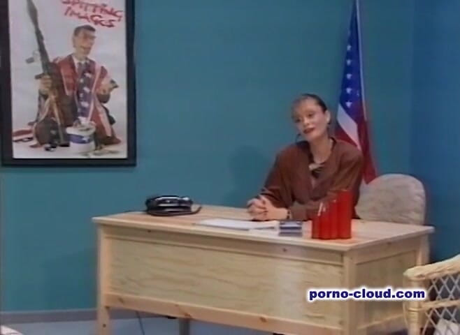 Porno Cloud: Closed shop - Open pussys