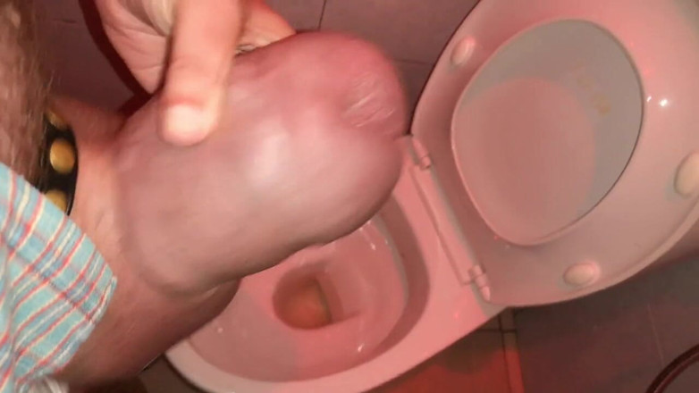Monster_Meat_: Fingrar min kuk fick mig att komma