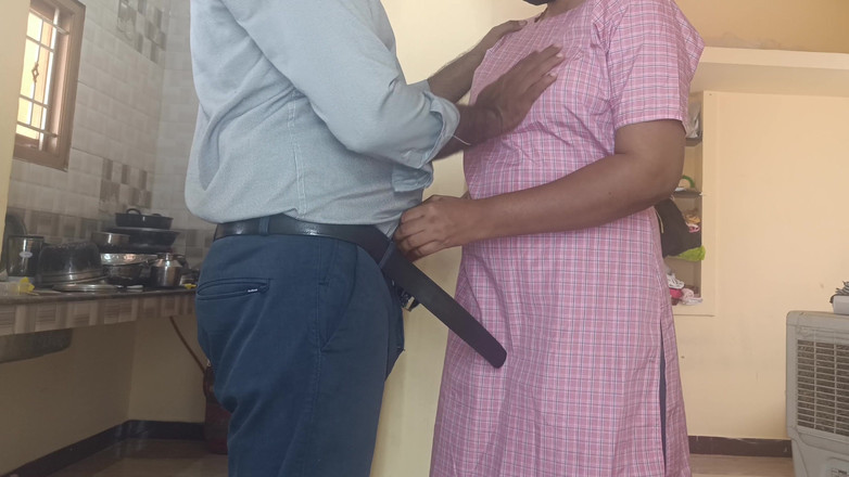 Ilakkiya: Murid dan guru lagi asik ngentot gaya doggy