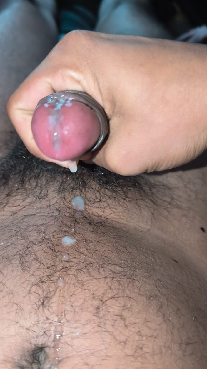 Mrhorny4u96: Ei bebê, você quer fazer sexo com garoto lanka com...