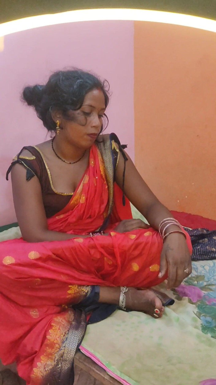 Mamta-Bhabhi-76xx: Jilat pepek bhabhi India dan kongkeknya lagi, jilat pepek makcik...
