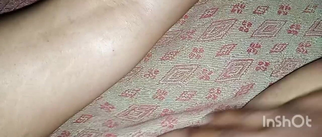 Yourindiancuople84: Indio marido y mujer en video porno en la cama