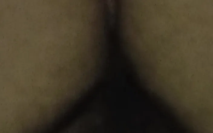 BW_Dolphin: Hairy Pussy and Bellybutton
