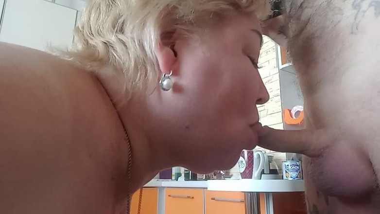 Zona901: Milf BBW sucks my cock and gets a mouthful of...