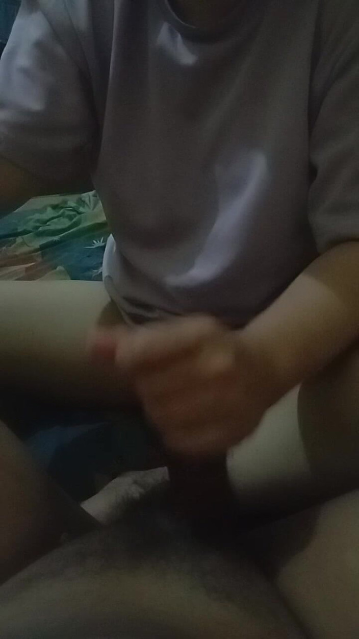 Angelina Pop: Ultimo massaggio al cazzo, la nuova cameriera ha grandi tette...