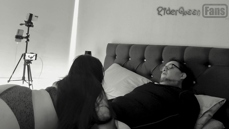 Riderqueen: Suck Dick Husband - Video for Fans
