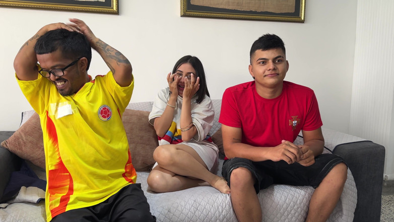 ManuelaAlvarez: My Best Friend Crying While I His Wife for Losing...