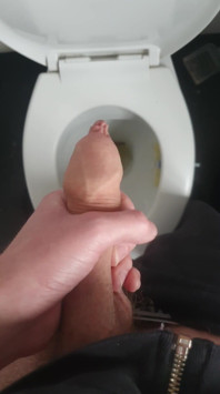 Skinny Teen Pissing