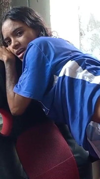 Memasukkannya ke dalam pantat Jasmine Santanna