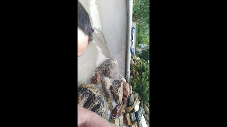 Candi Annie: Candi Annie Succhia Il Cazzo Ingoia Sperma in Fontana