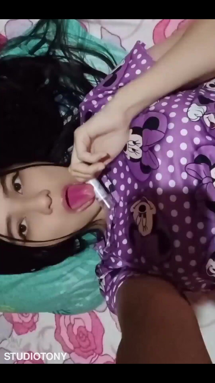 Studiotony: 娘