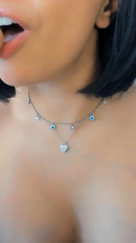Ada Wong cosplay con Emanuelly Raquel che parla sporco e scopa in POV