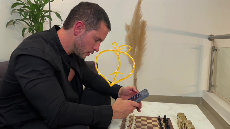 Salome Gil: Setiausaha seksi dikongkek bosnya selepas membuatkannya hilah pendapatan dalam perdagangan -bahagian 1