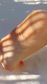 Esposa Madura Rubia Amateur Disfruta De La Adoración Oral Y De Pies