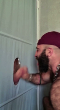Tyler saje Jacka u gloryhole
