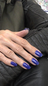 เล็บสีฟ้าของฉันทำให้เธออ่อนแอ JOI เสียวค้าง Lady Victoria Valente