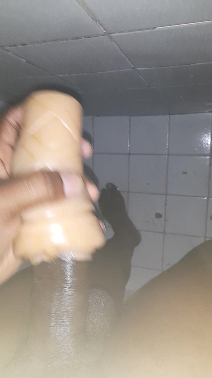 Black guy: S7 E8