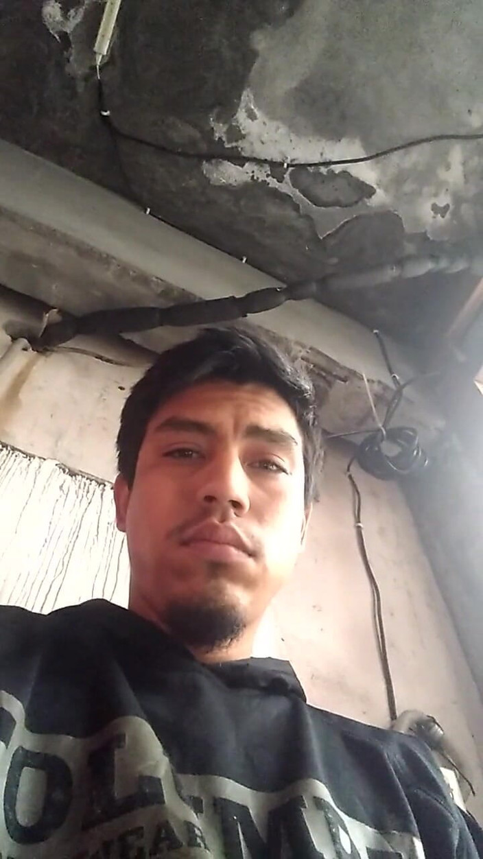 AlexAlejandro13: 誰も気づかないうちにゲートで