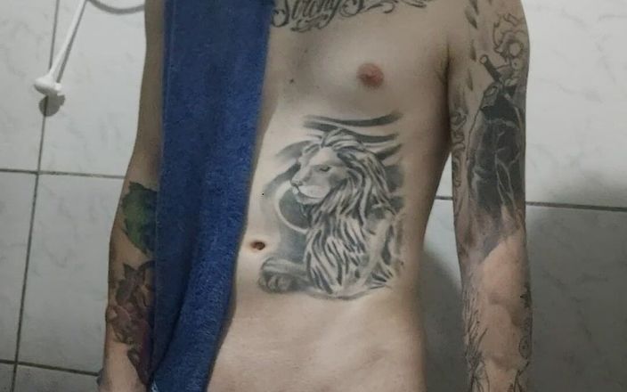 Daniel Tatuado E Safado: Hampir crot